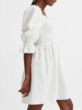H&M Smocked Puff Sleeve Mini Dress M White Coastal Cowgirl Cottagecore Vacation
